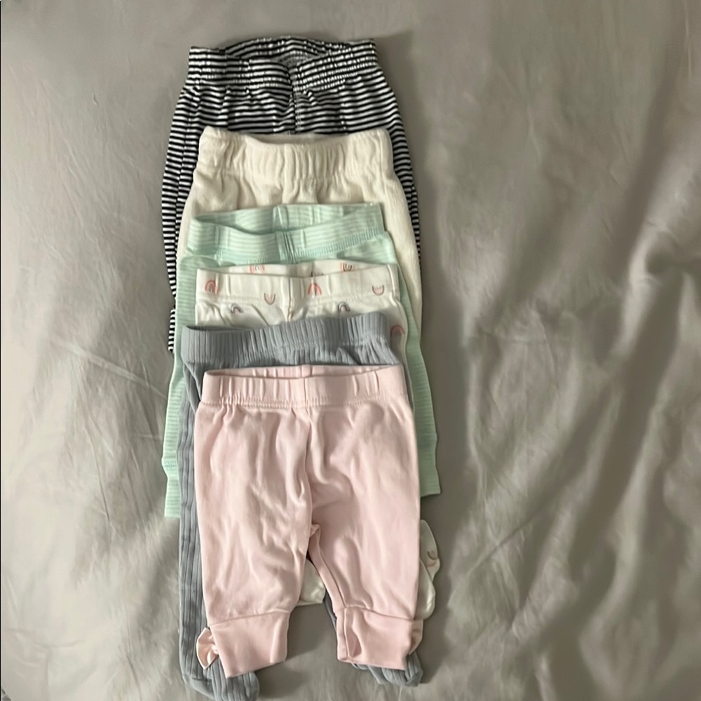 Baby pants size 0-3 ( set of 6)